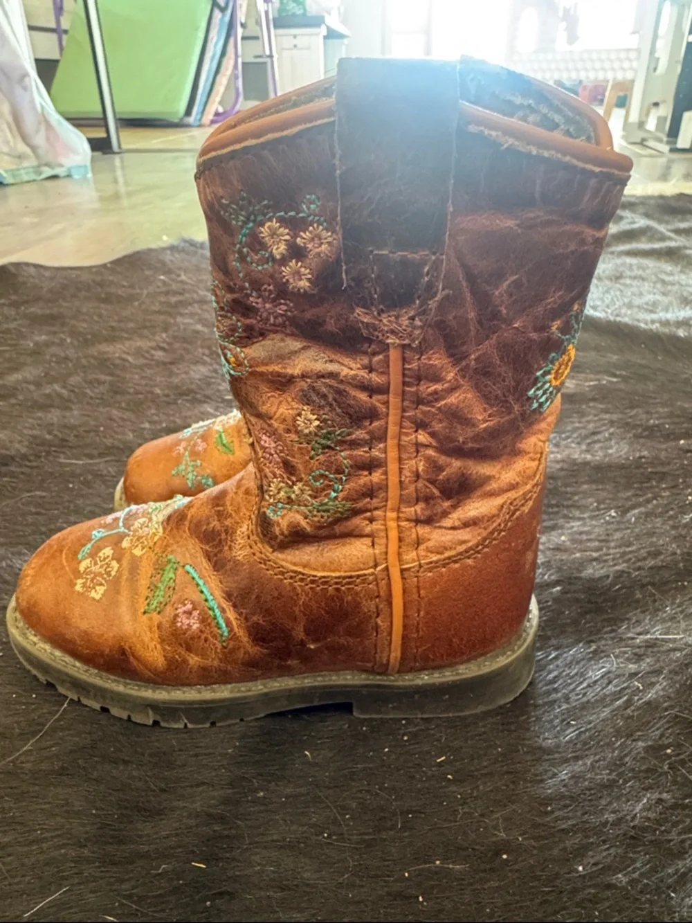 Girls Toddler Shyanne cowboy boots size 6